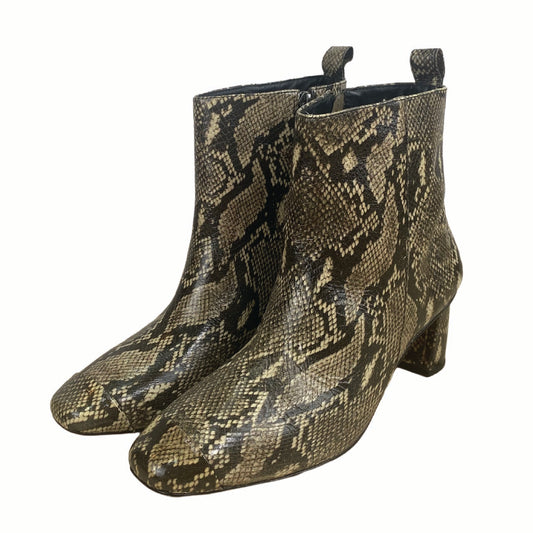 Python Broadway Boot 9.5 Top
