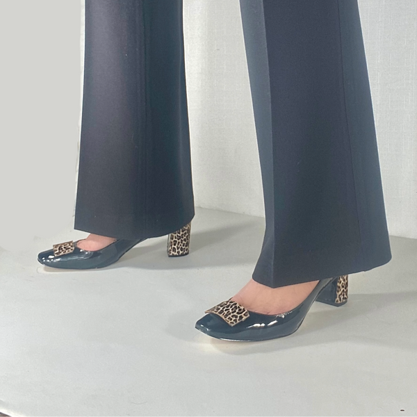 Leopard Vivian and Heel